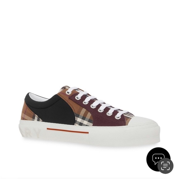 Burberry
Kai Check Low-Top Sneakers (39/9) - Picture 13 of 13